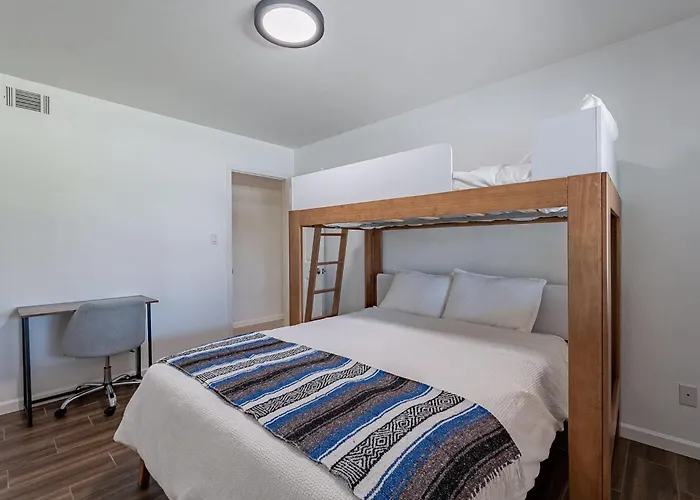 4 Bedroom Retreat Pool Putt Putt Pool Table Grill Сasa de vacaciones