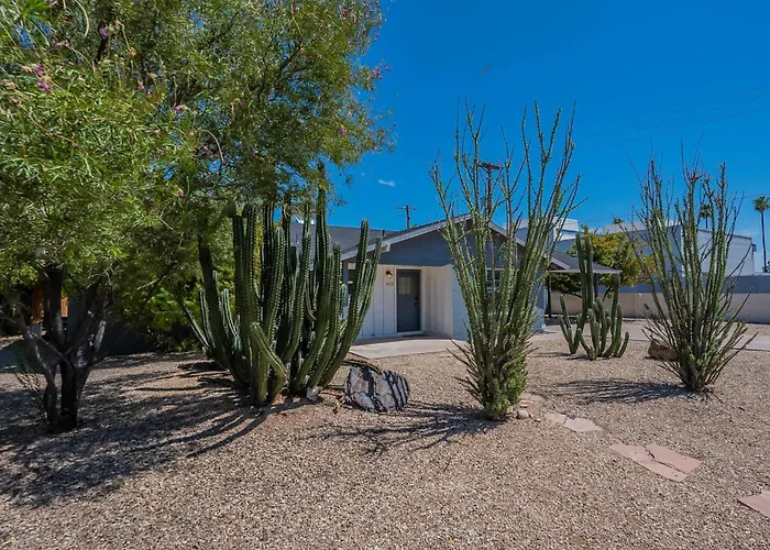 4 Bedroom Retreat Pool Putt Putt Pool Table Grill Сasa de vacaciones Tempe