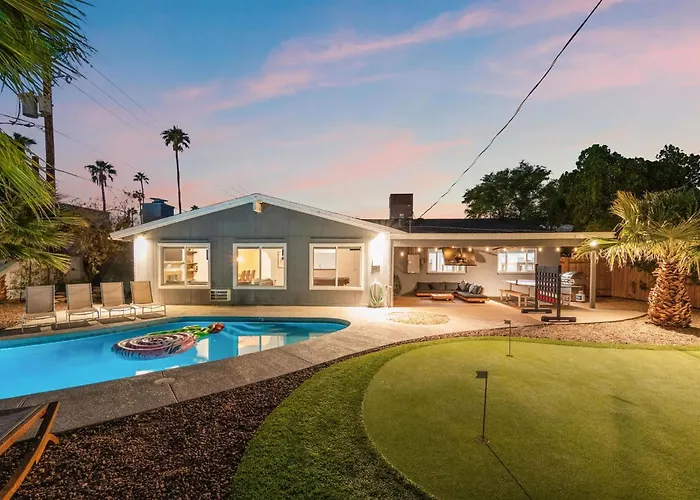 4 Bedroom Retreat Pool Putt Putt Pool Table Grill Сasa de vacaciones Tempe