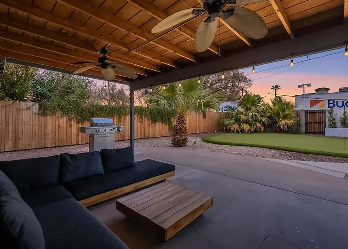 4 Bedroom Retreat Pool Putt Putt Pool Table Grill Сasa de vacaciones Tempe