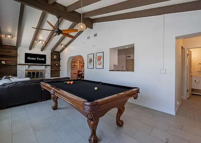 Сasa de vacaciones 4 Bedroom Retreat Pool Putt Putt Pool Table Grill *