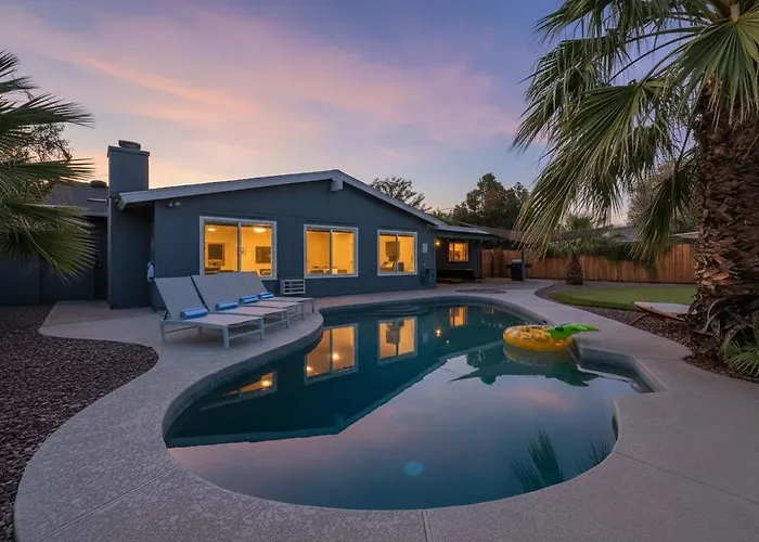 4 Bedroom Retreat Pool Putt Putt Pool Table Grill Сasa de vacaciones